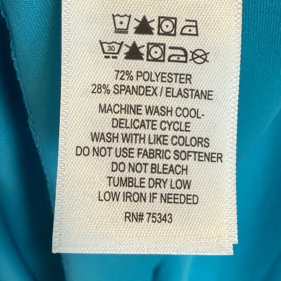 Tommy Bahama Aqua Golf Dress Travel Athleisure Resortwear Size XL EUC - Picture 7 of 8